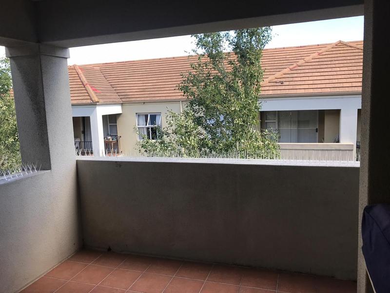 2 Bedroom Property for Sale in Vredekloof East Western Cape